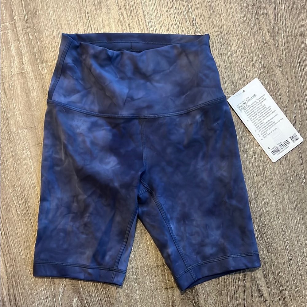 Lululemon Wunder train hr short 8”
